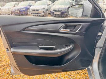 MG MG5 52.5kWh Exclusive Auto 5dr