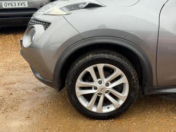 Nissan Juke 1.6 Acenta Premium XTRON Euro 5 5dr