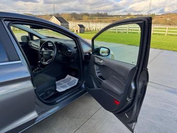 Ford Fiesta 1.0T EcoBoost Titanium Auto Euro 6 (s/s) 5dr