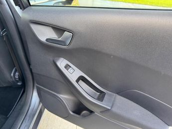 Ford Fiesta 1.0T EcoBoost Titanium Auto Euro 6 (s/s) 5dr