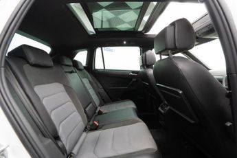 Volkswagen Tiguan 2.0 TDI R-Line DSG Euro 6 (s/s) 5dr