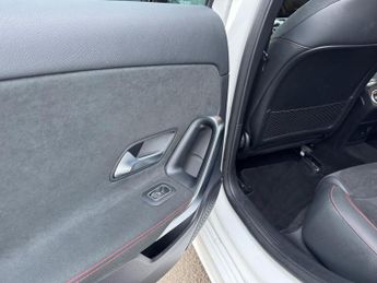 Mercedes-Benz A Class 1.3 A250e 15.6kWh AMG Line (Executive) 8G-DCT Euro 6 (s/s) 4dr