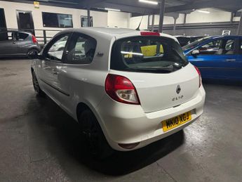 Renault Clio 1.2 I-Music Euro 5 3dr
