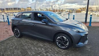 MG MG4 51kWh SE Auto 5dr