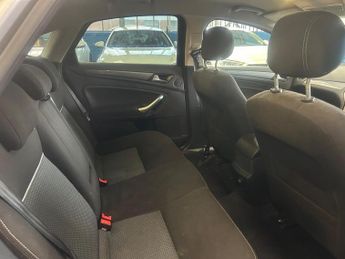 Ford Mondeo 2.0 TDCi Zetec Business Edition Euro 5 5dr