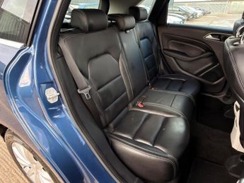 Mercedes-Benz B Class 1.6 B180 BlueEfficiency SE 7G-DCT Euro 5 (s/s) 5dr