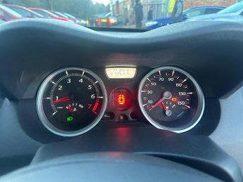 Renault Megane 1.6 VVT Dynamique 2dr