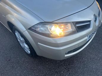 Renault Megane 1.6 VVT Dynamique 2dr