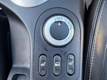 Nissan Qashqai+2 2.0 Tekna CVT 4WD Euro 5 5dr (AVM)