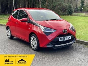 Toyota AYGO 1.0 VVT-i x-play Euro 6 5dr