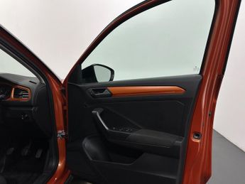 Volkswagen T-Roc 1.0 TSI Design Euro 6 (s/s) 5dr