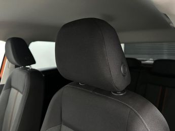 Volkswagen T-Roc 1.0 TSI Design Euro 6 (s/s) 5dr