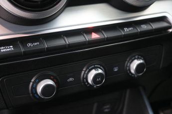 Audi Q2 1.5 TFSI CoD 35 S line S Tronic Euro 6 (s/s) 5dr