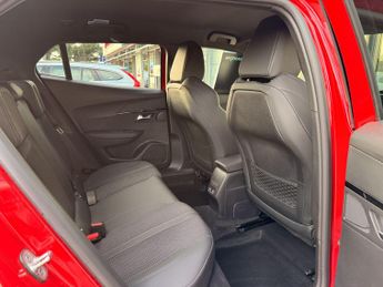 Peugeot E-2008 50kWh GT SUV 5dr Electric Auto (7kW Charger) (136 ps)