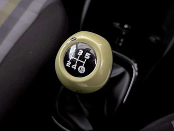 Peugeot 108 1.0 Collection Hatchback 5dr Petrol Manual Euro 6 (72 ps)