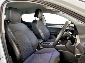 SEAT Leon 1.4 eHybrid 12.8kWh FR Hatchback 5dr Petrol Plug-in Hybrid DSG E