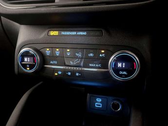 Ford Kuga 2.5 EcoBoost Duratec 14.4kWh ST-Line First Edition SUV 5dr Petro