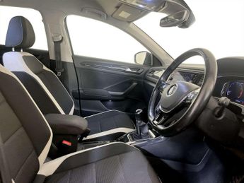 Volkswagen T-Roc 1.5 TSI GPF EVO SEL SUV 5dr Petrol Manual Euro 6 (s/s) (150 ps)