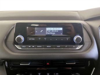 Nissan Qashqai 1.3 DIG-T MHEV Visia SUV 5dr Petrol Hybrid Manual Euro 6 (s/s) (