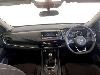 Nissan Qashqai 1.3 DIG-T MHEV Visia SUV 5dr Petrol Hybrid Manual Euro 6 (s/s) (