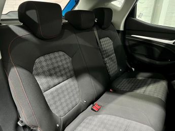 MG MG ZS 72.6kWh SE Long Range Auto 5dr