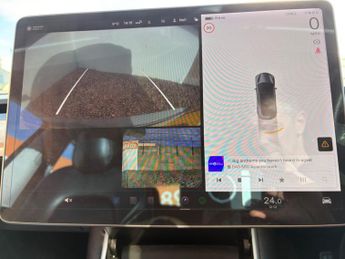 Tesla Model 3 Standard Range Plus Auto RWD 4dr