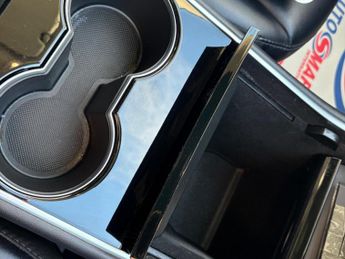 Tesla Model 3 Standard Range Plus Auto RWD 4dr