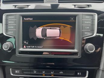 Volkswagen Golf 1.4 TSI BlueMotion Tech ACT R-Line Edition Hatchback 5dr Petrol 