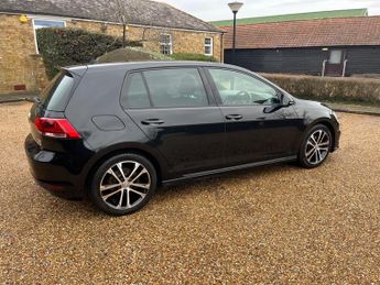 Volkswagen Golf 1.4 TSI BlueMotion Tech ACT R-Line Edition Hatchback 5dr Petrol 