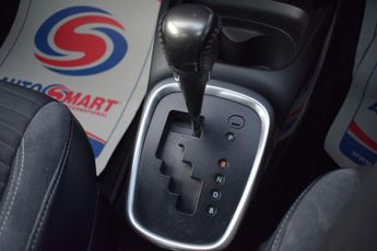 Toyota Yaris 1.5 VVT-h Excel E-CVT Euro 6 (s/s) 5dr (15in Alloy)