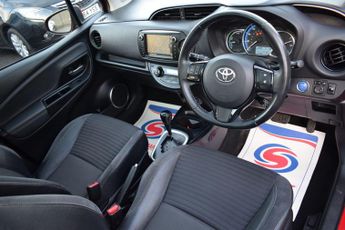 Toyota Yaris 1.5 VVT-h Excel E-CVT Euro 6 (s/s) 5dr (15in Alloy)