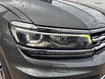 Volkswagen Tiguan 2.0 TDI BlueMotion Tech R-Line DSG 4Motion Euro 6 (s/s) 5dr