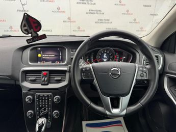 Volvo V40 1.5 T2 Momentum Edition Auto Euro 6 (s/s) 5dr