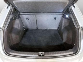 Audi Q4 e-tron 40 S line SUV 5dr Electric Auto 82kWh (204 ps)