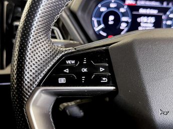 Audi Q4 e-tron 40 S line SUV 5dr Electric Auto 82kWh (204 ps)