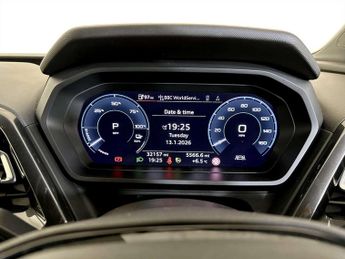 Audi Q4 e-tron 40 S line SUV 5dr Electric Auto 82kWh (204 ps)