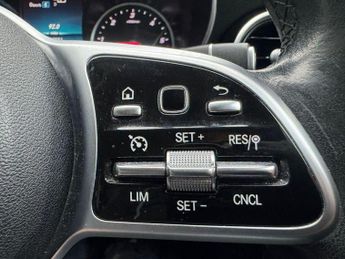 MERCEDES-BENZ C-CLASS 2.0 C220d Sport Saloon 4dr Diesel G-Tronic+ Euro 6 (s/s) (194 ps