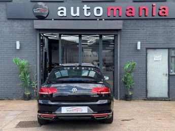 VOLKSWAGEN PASSAT 2.0 BiTDI BlueMotion Tech R-Line Saloon 4dr Diesel DSG 4Motion E