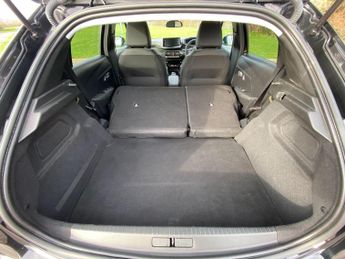 Peugeot E-208 50kWh Allure Premium + Auto 5dr (7.4kW Charger)