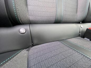 Peugeot E-208 50kWh Allure Premium + Auto 5dr (7.4kW Charger)