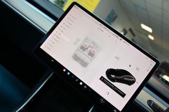 TESLA Model 3 (Dual Motor) Long Range Saloon 4dr Electric Auto 4WDE (346 ps) +