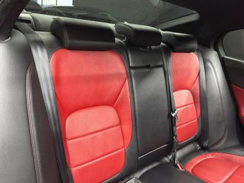 Jaguar XE 2.0d R-Sport Auto Euro 6 (s/s) 4dr