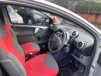 Peugeot 107 1.0 12V Urban Move Euro 4 3dr