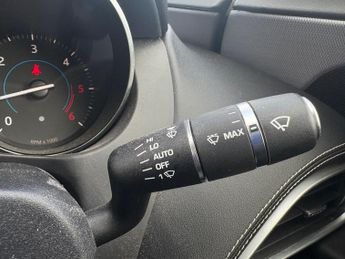 Jaguar XE 2.0d R-Sport Auto Euro 6 (s/s) 4dr