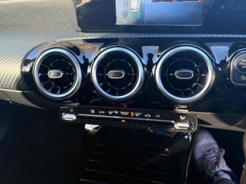 Mercedes-Benz A Class 1.3 A180 SE 7G-DCT Euro 6 (s/s) 5dr