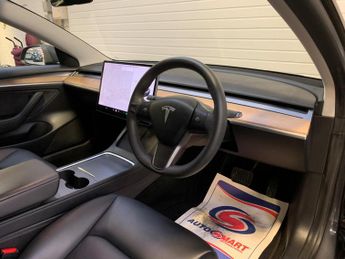 Tesla Model 3 Standard Range Plus Auto RWD 4dr