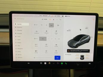 Tesla Model 3 Standard Range Plus Auto RWD 4dr