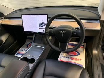 Tesla Model 3 Standard Range Plus Auto RWD 4dr