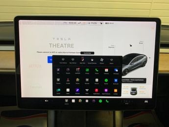 Tesla Model 3 Standard Range Plus Auto RWD 4dr