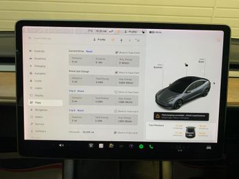 Tesla Model 3 Standard Range Plus Auto RWD 4dr